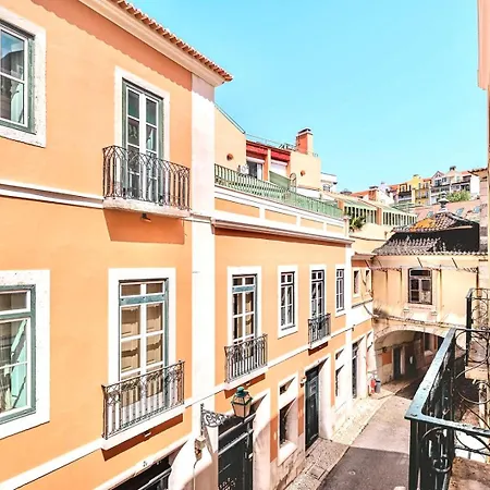 Red Tulip Flat Bright & Colourful By Homeful Homes Appartement Lisboa
